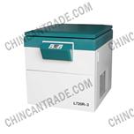 High capacity refrigerated centrifuge